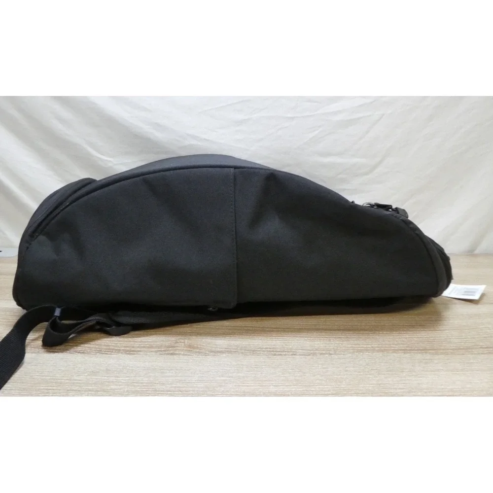 LO & SONS Hakuba Padded Laptop Backpack in Black - Multi Pocket Organizer NWT